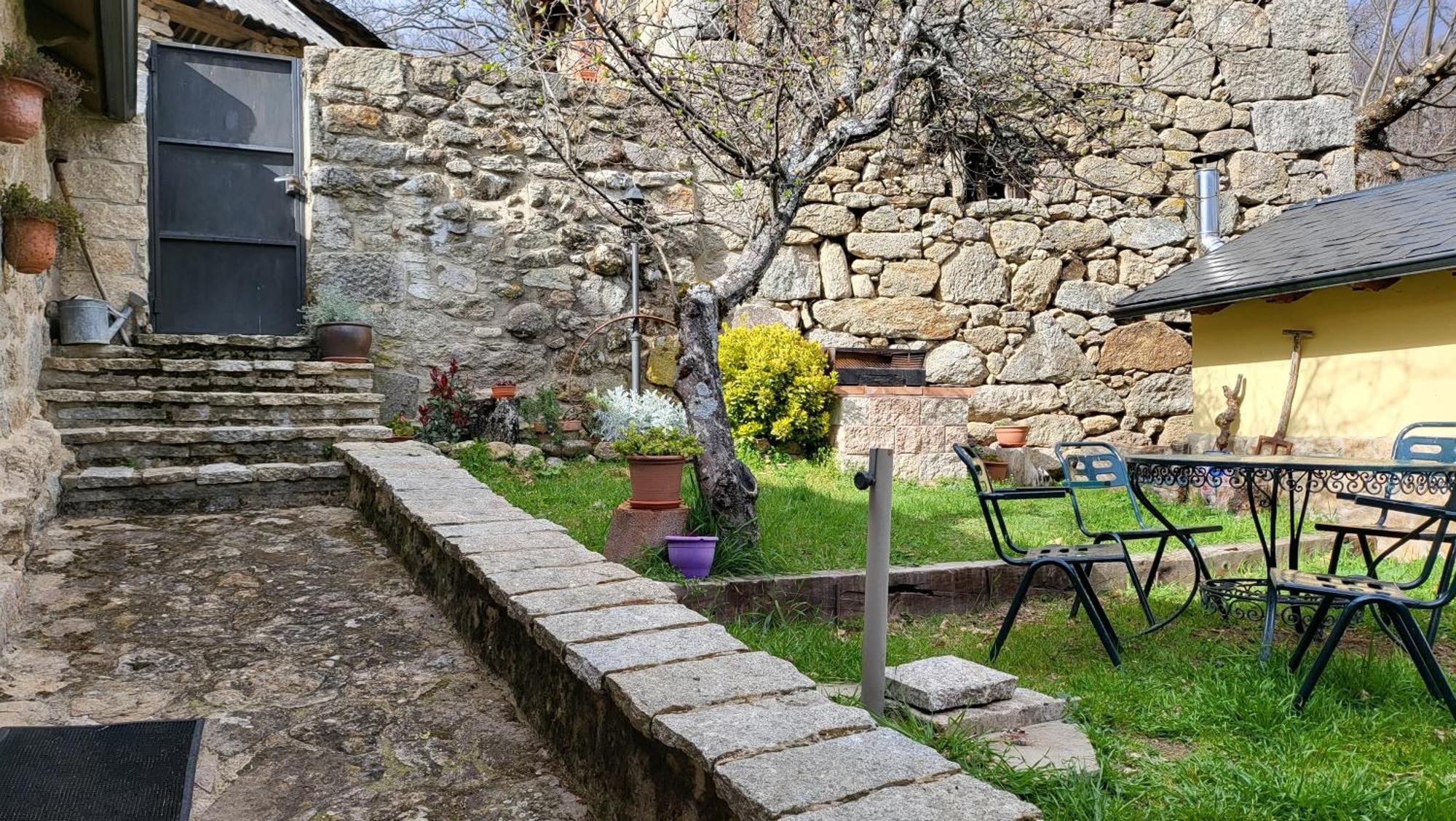 Sotillo de Sanabria Conjunto Entre Acebos 게스트하우스 외부 사진